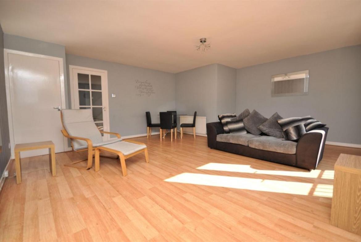 No 11 3 Bed Serviced Appartment Town Centre Girvan Eksteriør bilde