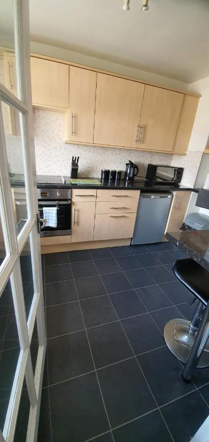 No 11 3 Bed Serviced Appartment Town Centre Girvan Eksteriør bilde
